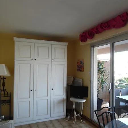 Apartment Avec Loggia Amenagee, 400m Plage, Parking Securise - Fr-1-750-2 Canet-en-Roussillon