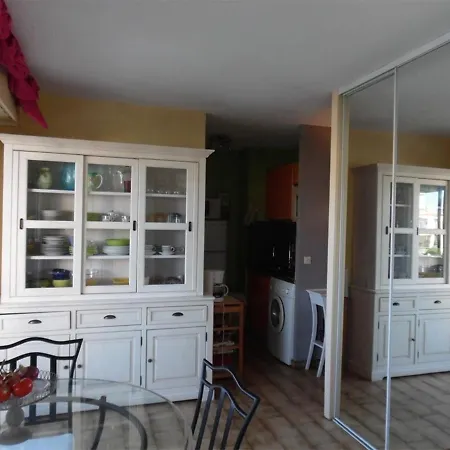 Apartment Avec Loggia Amenagee, 400m Plage, Parking Securise - Fr-1-750-2 Canet-en-Roussillon